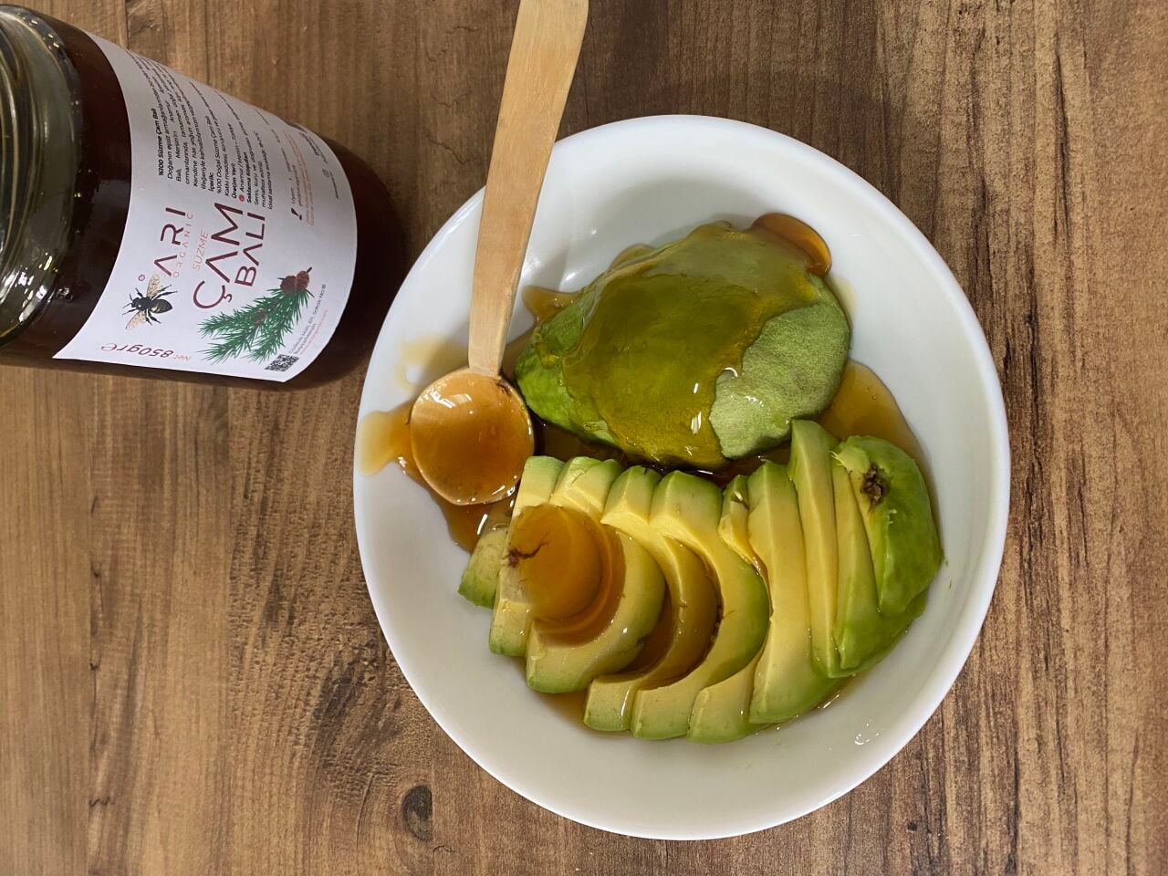 Mutfakta Yeni Bir Dönem: Avokado Nasıl Yenir? En Doğru Tüketim Yöntemleri